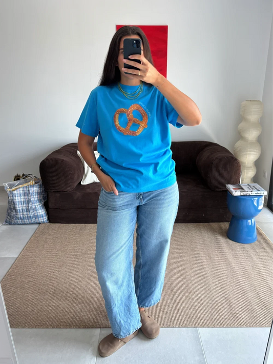PRETZEL BLUE CLASSIC TEE