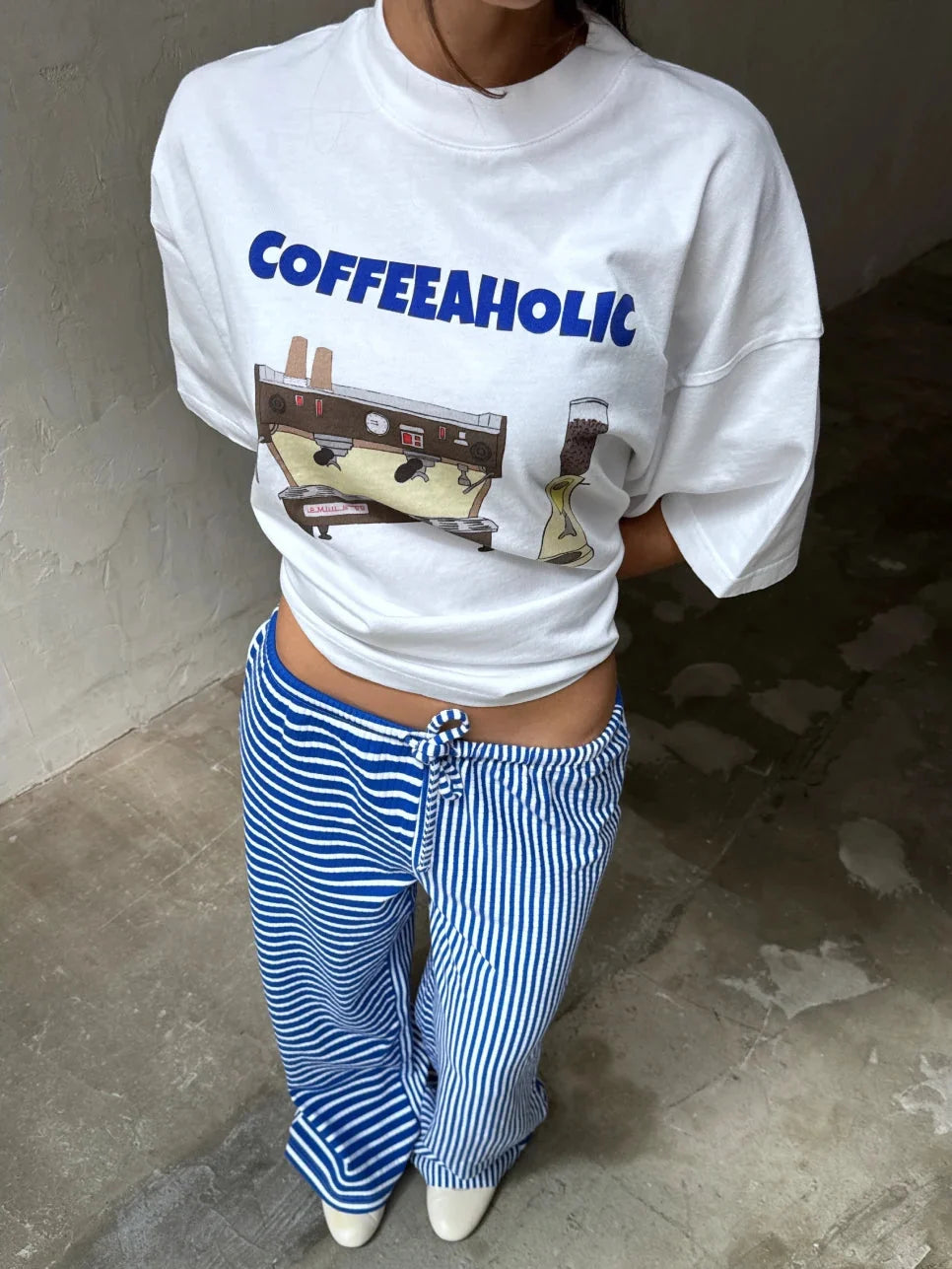 COFFEEAHOLIC CROPPED TEE