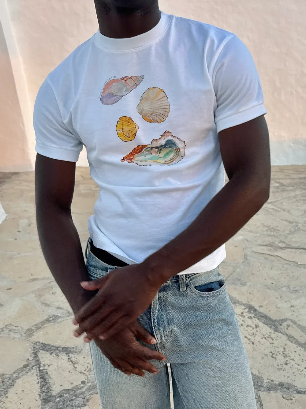 SHELLS SLIM TEE